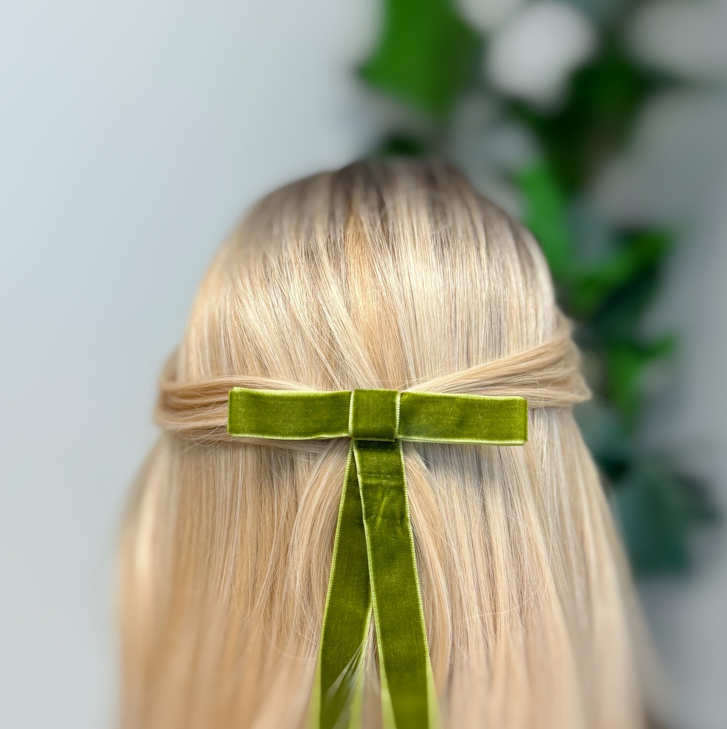 Long and Slim Velvet Bow Hair Clip Set (Set of 4)